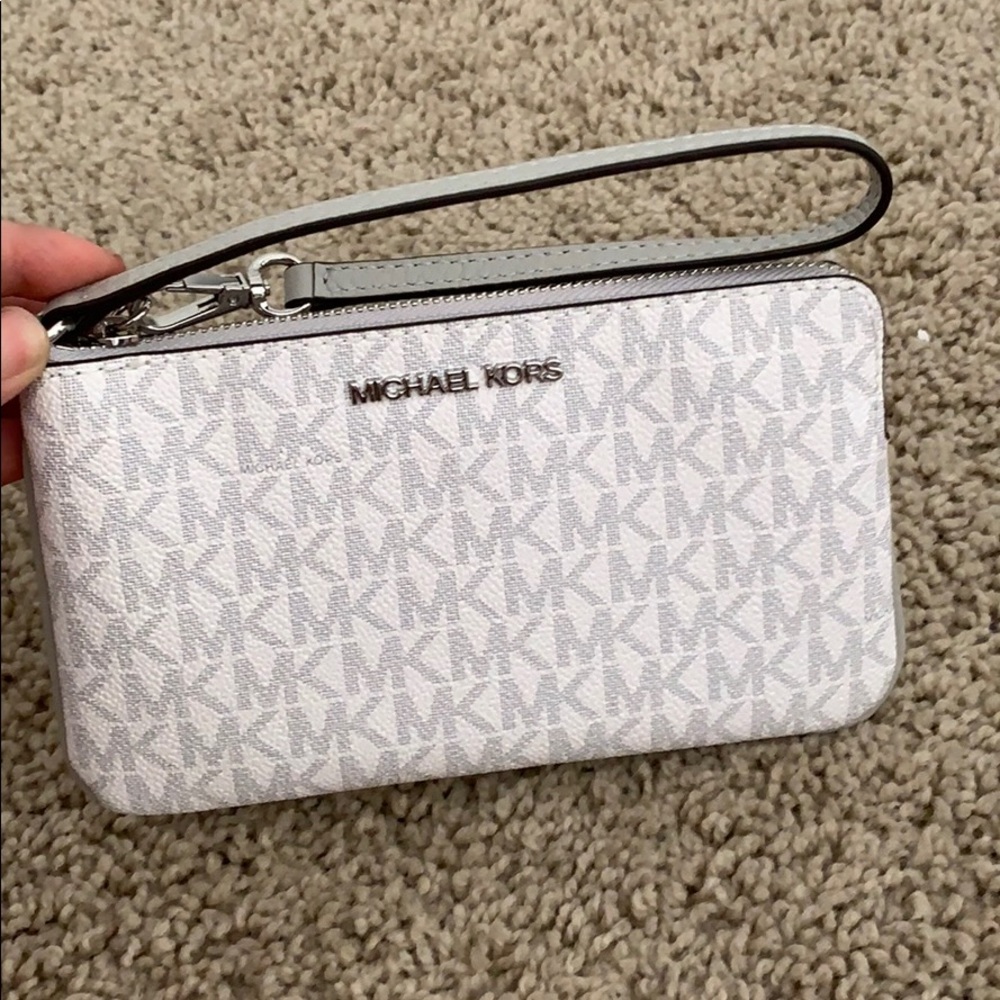 Michael Kors Wristlet